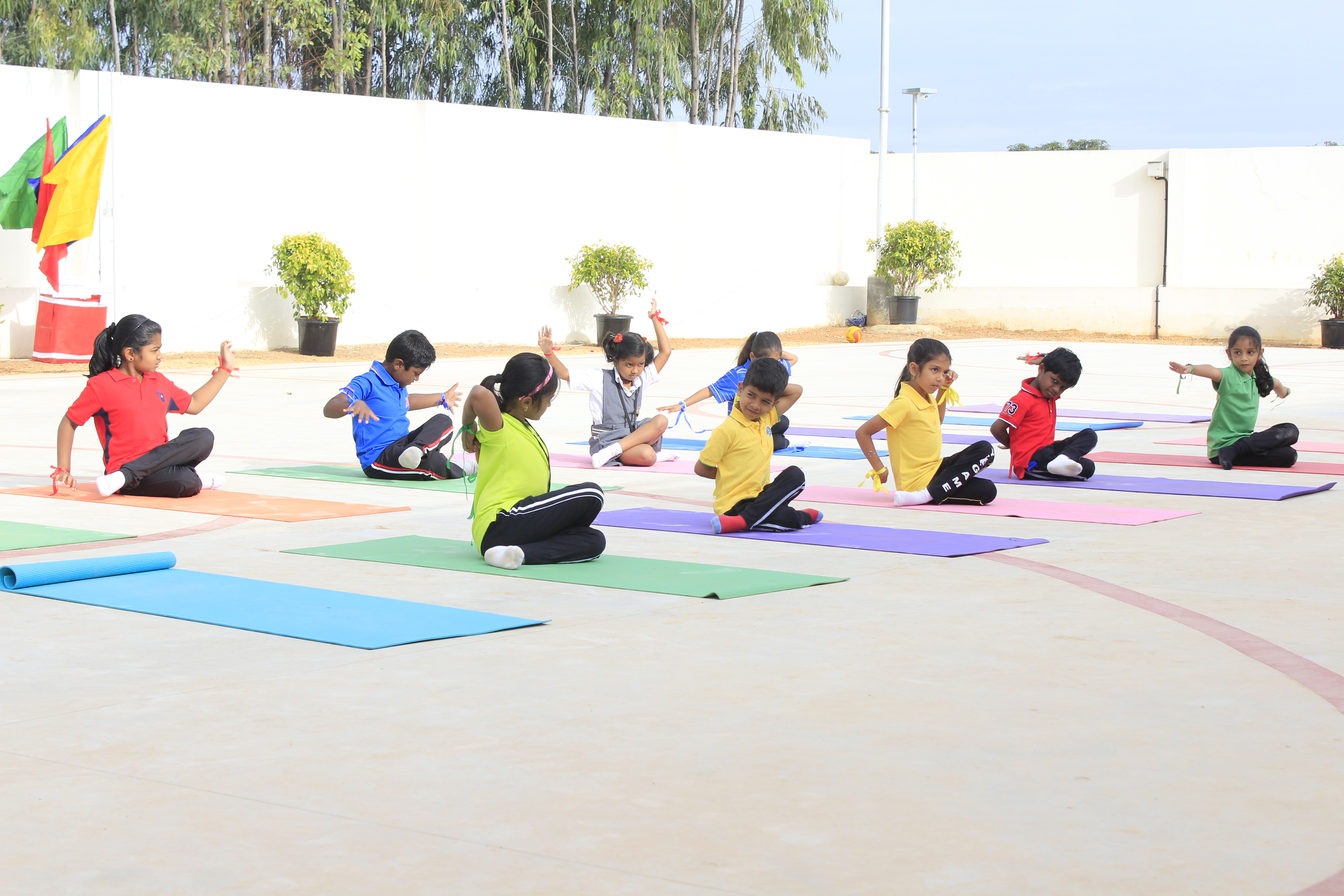 The Foundation School Yoga